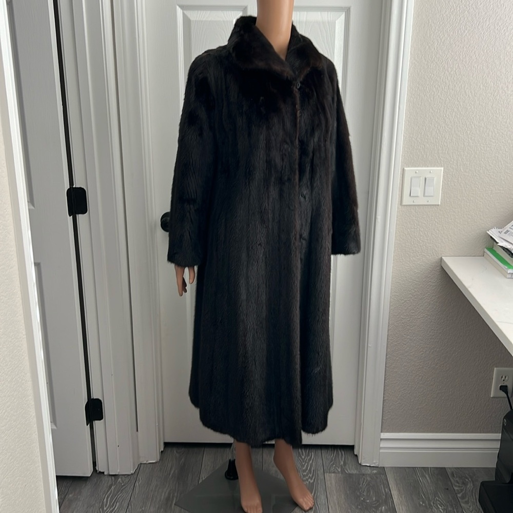 Diamond Black Mink Fur